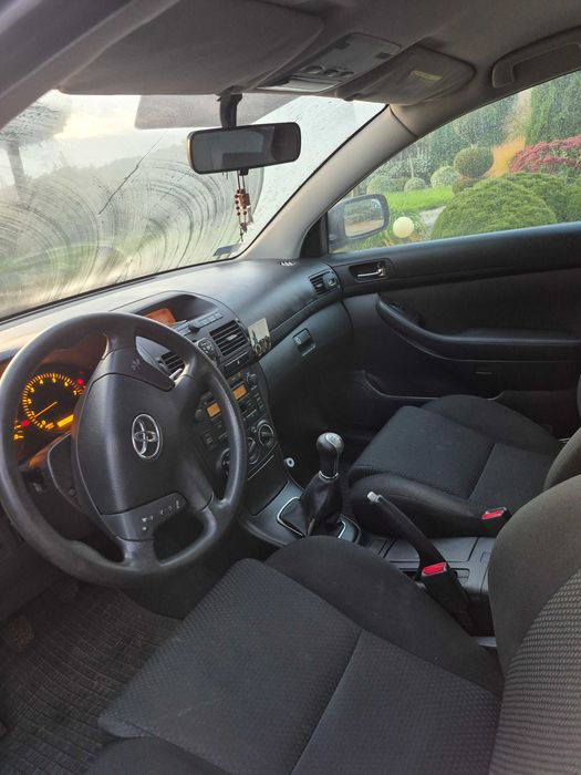 Toyota Avensis 2005