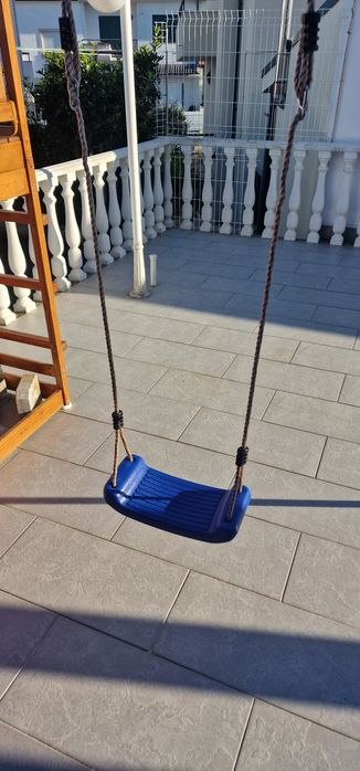 Conjunto baloiço e escorrega