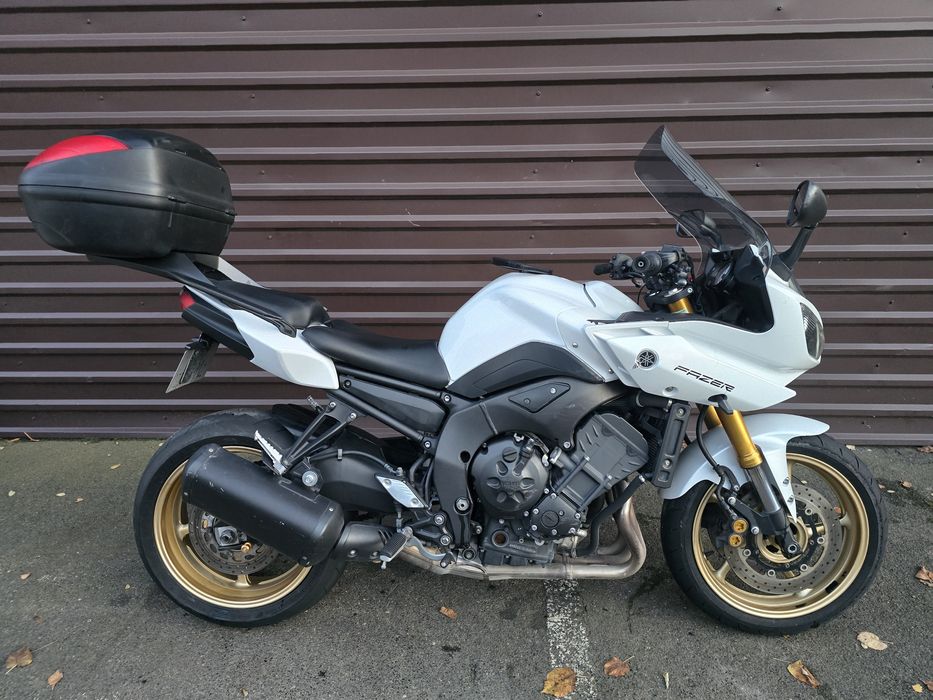 Yamaha FZ8 S Fazer .2011r. Kufer // lekko uszkodzona