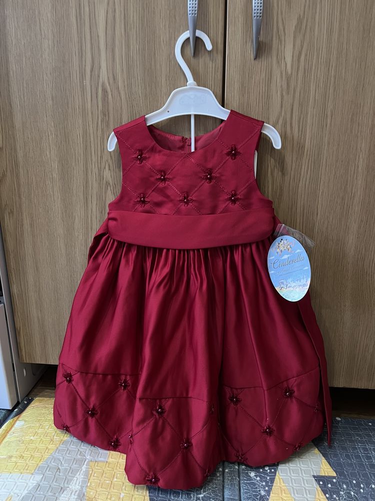 Дитяча червона святкова сукня