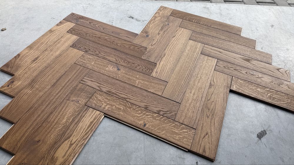 Jodełka dębowa, chocolate, 320m2