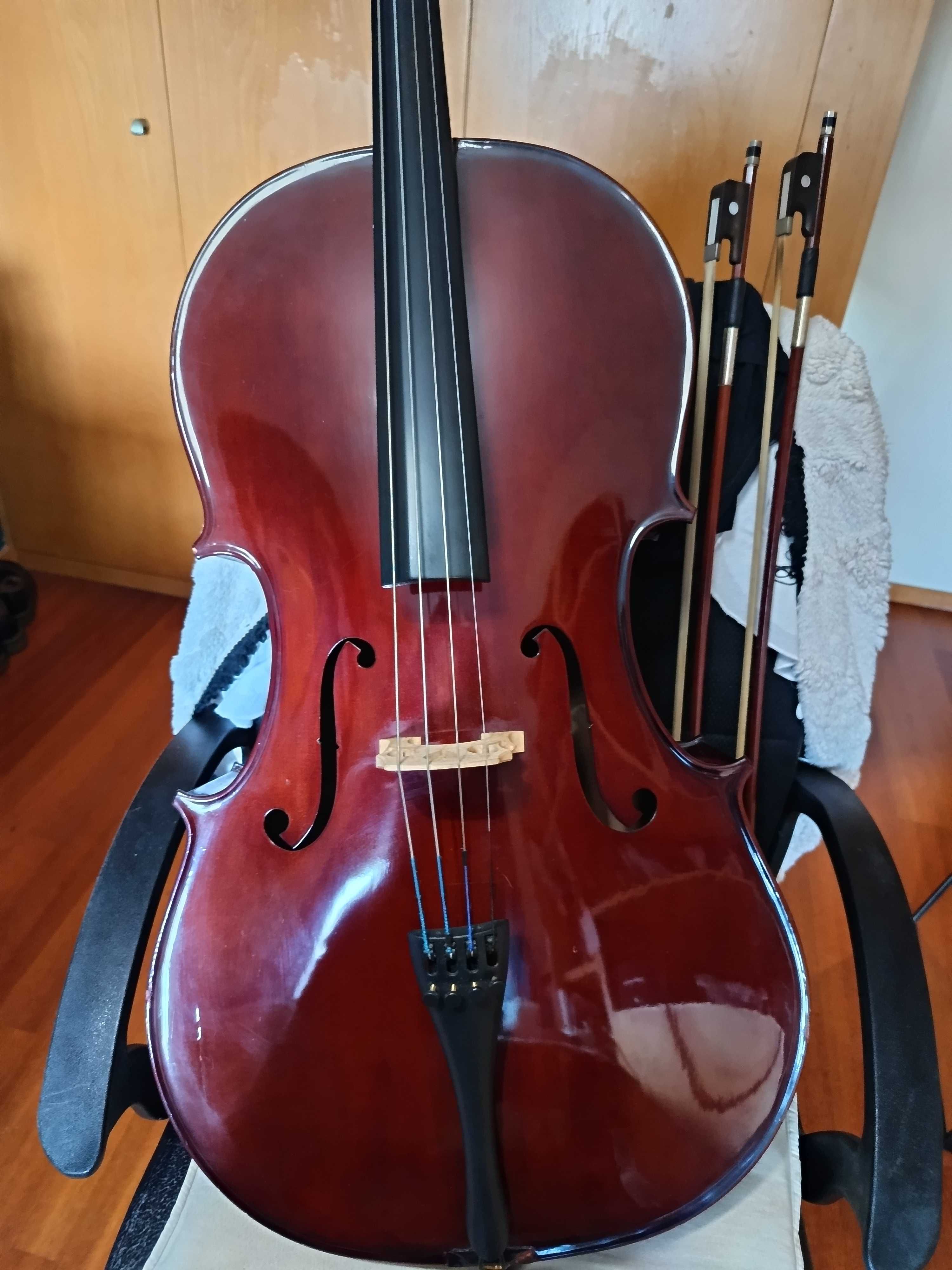 Violoncelo 3/4 com pouco uso