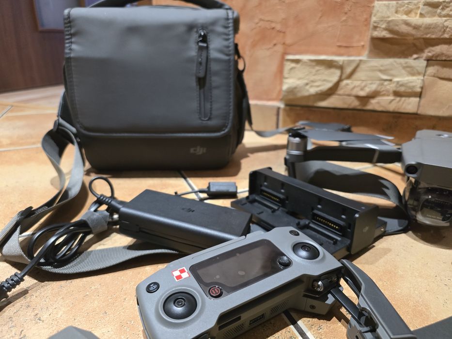 Dron DJ mavic 2 pro combo jak nowy