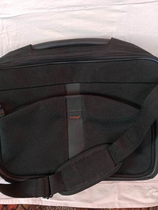 Сумки для ноутбука