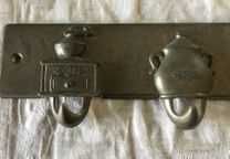2 cabides (cozinha)