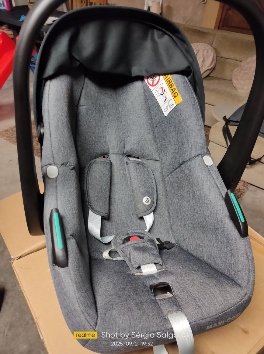 Carrinho bebé 3 em 1 Maxi Cosi
