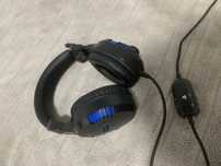 Fones playstation semi novos