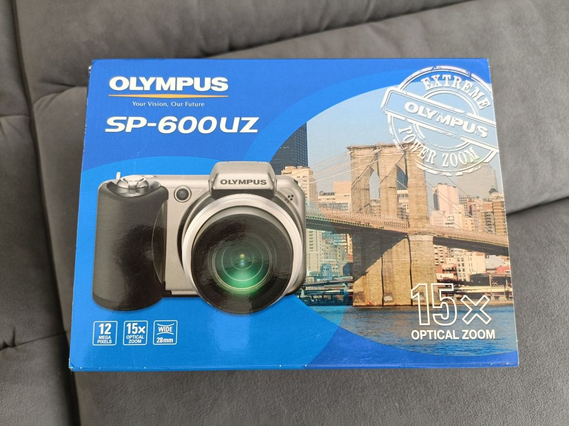 Aparat Olympus SP-600UZ