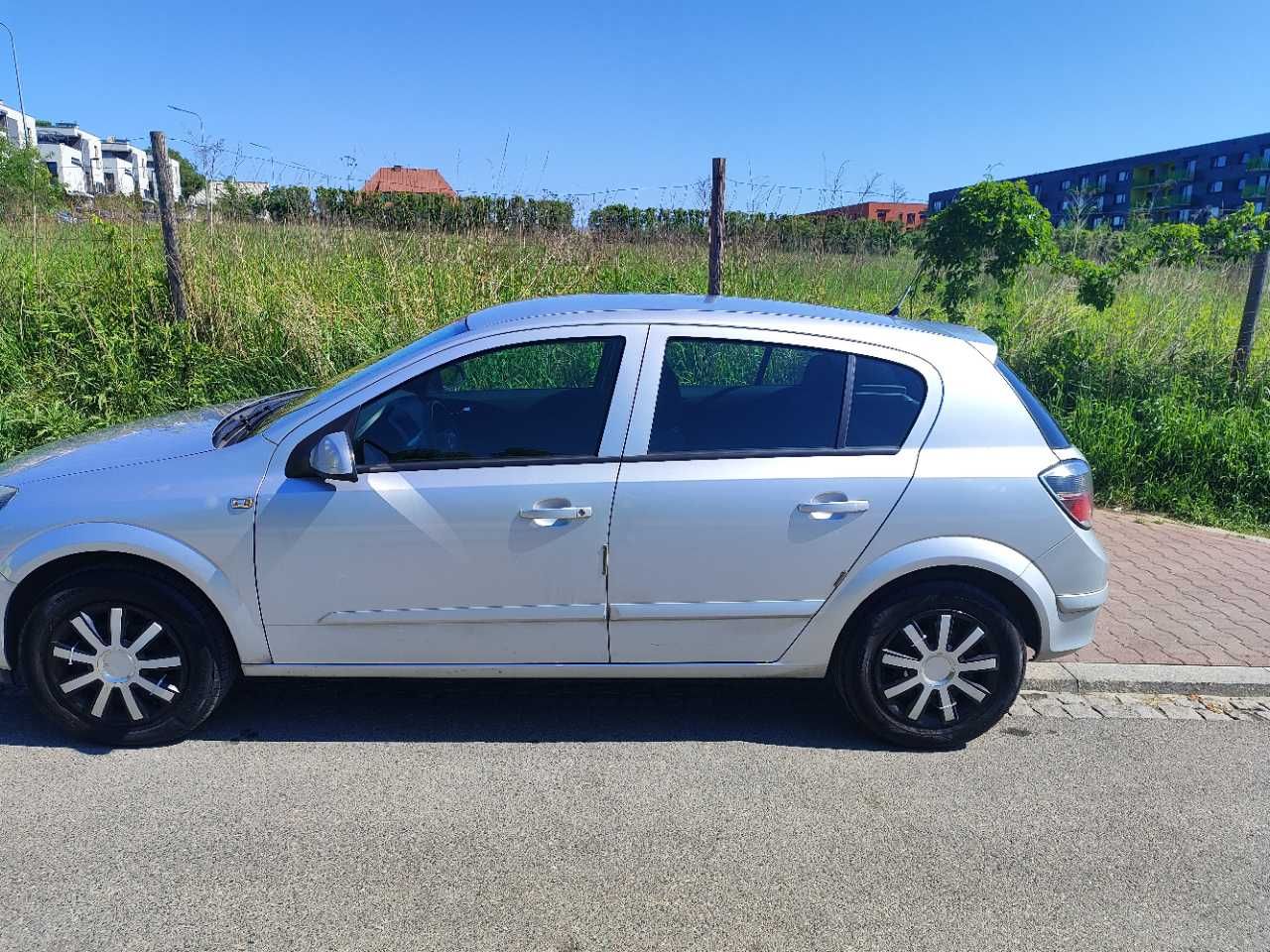 Opel Astra H 2009 benzyna + gaz.