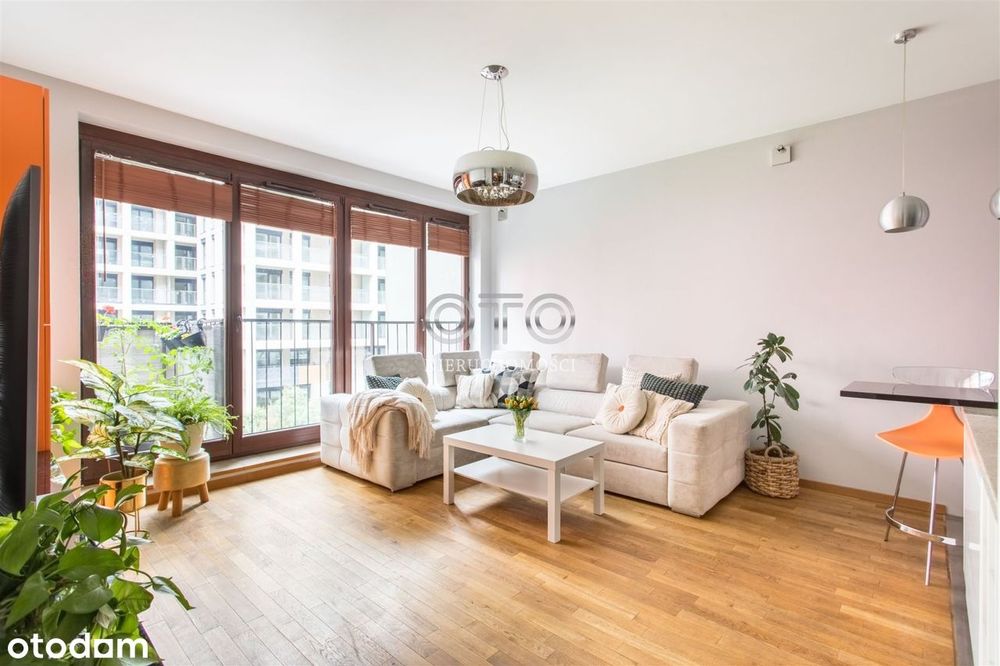 Tuż przy rzece-Walońska/balkon, komórka lok.