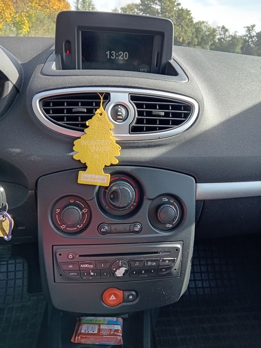 Renault clio 1.5 dci 85 KM 2010r
