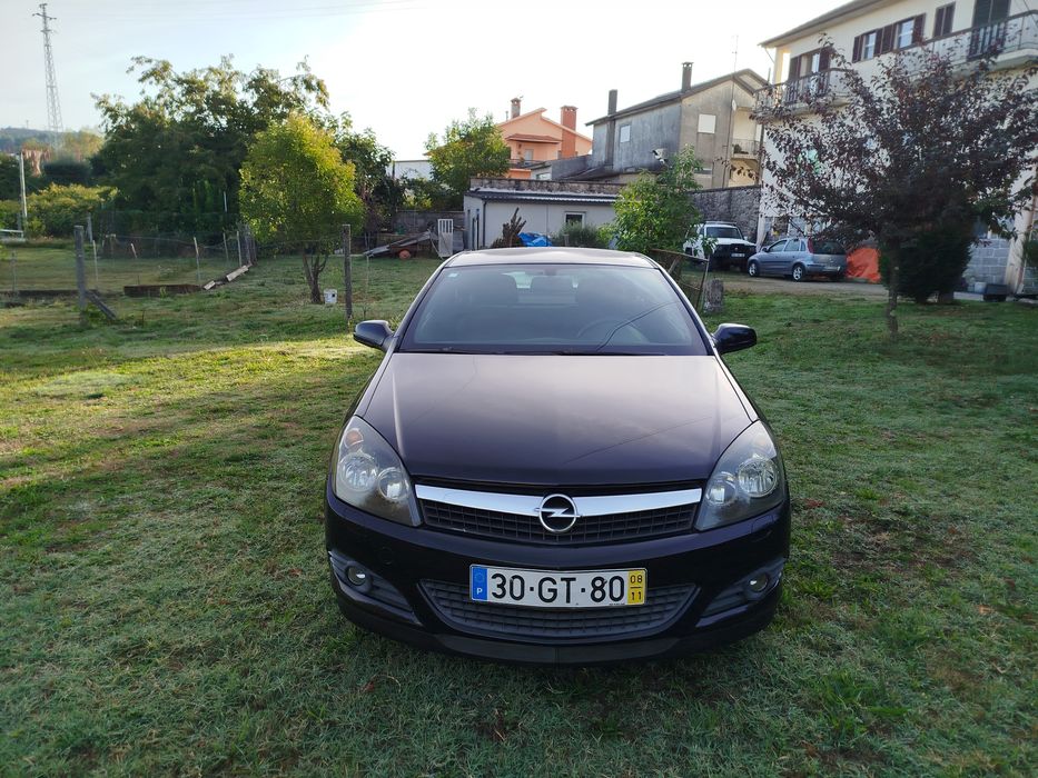 Opel Astra GTC 1.3 CDTI 90cv