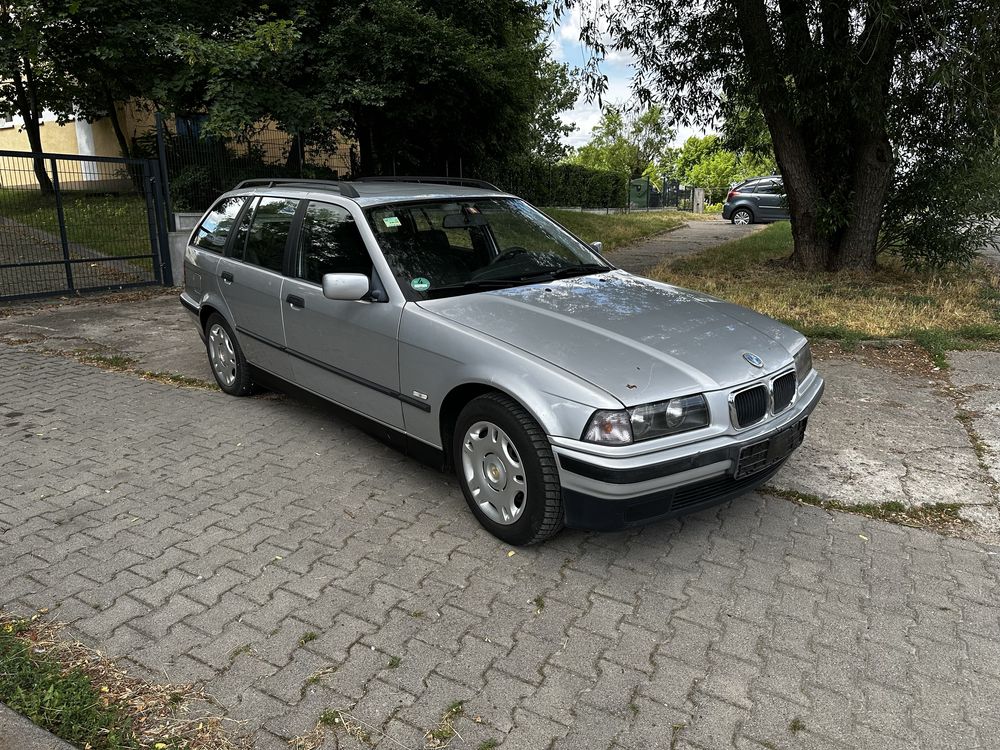 Bmw e36 318i touring polift