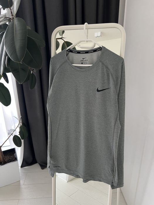 Лонгслив Nike Pro