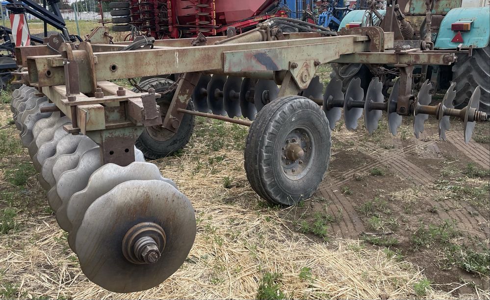 Дискова борона БДТ-3