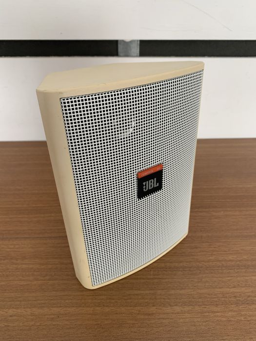 JBL Control 23 colunas