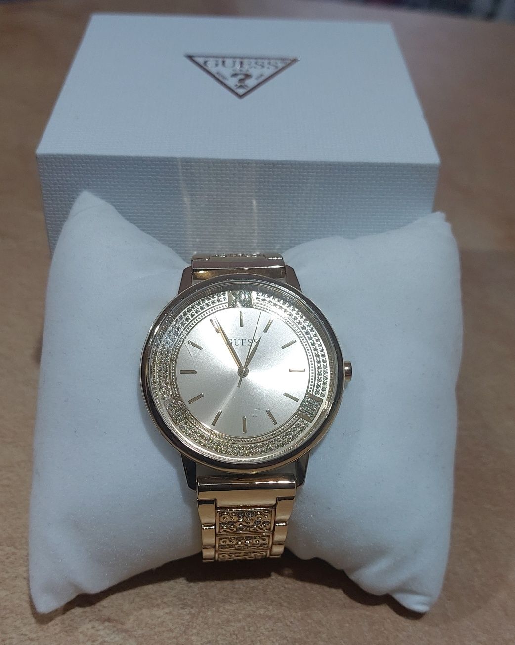 Zegarek marki Guess