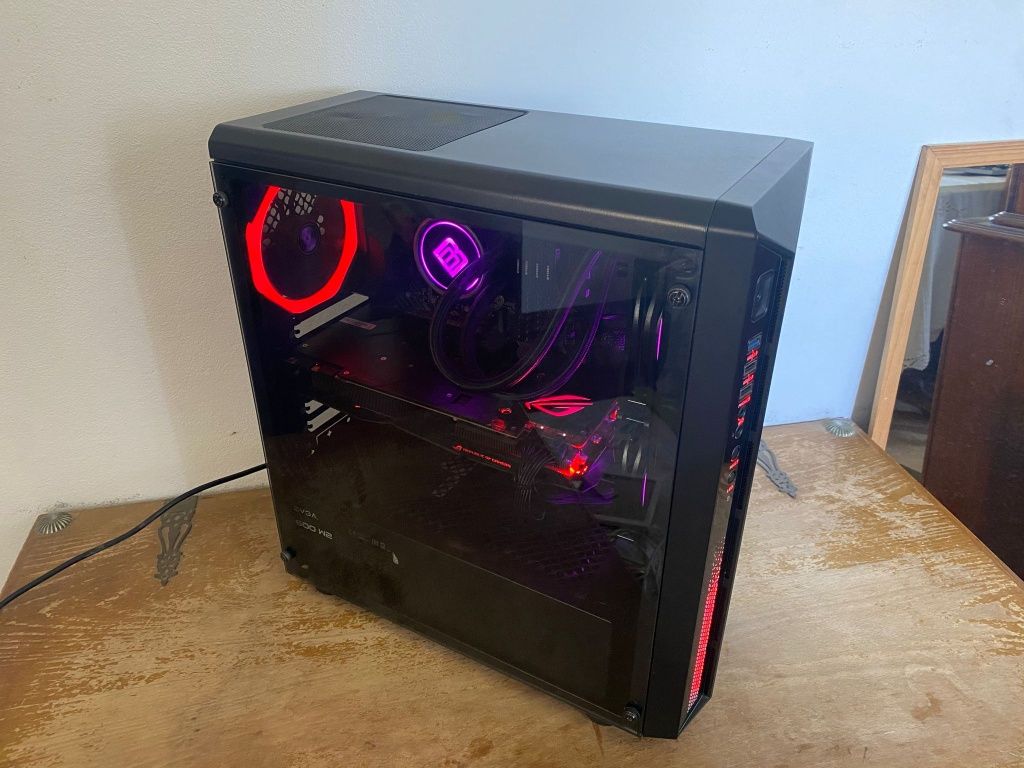 PC Gaming Ryzen 5 3600x / GTX 1080/ 16 GB DDR4