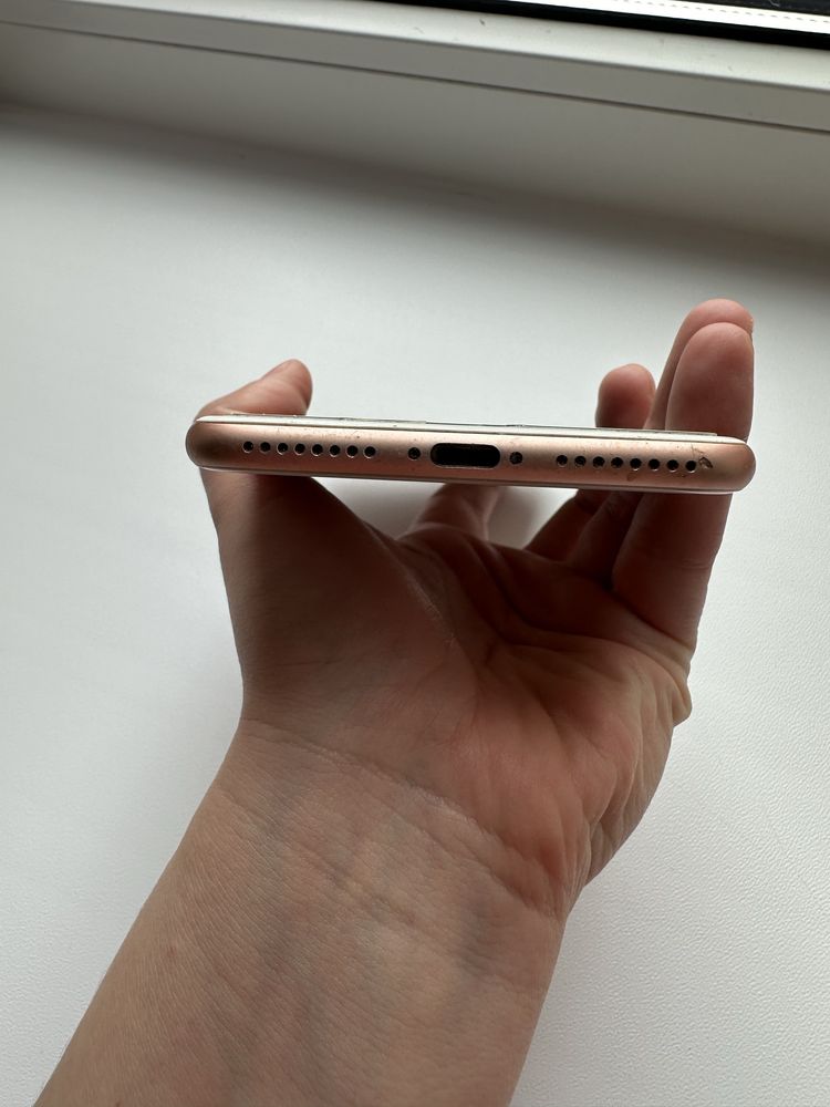 Iphone 8+ plus 64 Gb
