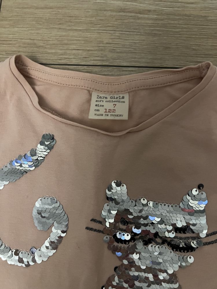 Zara Girls koszulka z cekinowym kotkiem rozmiar 122cm.