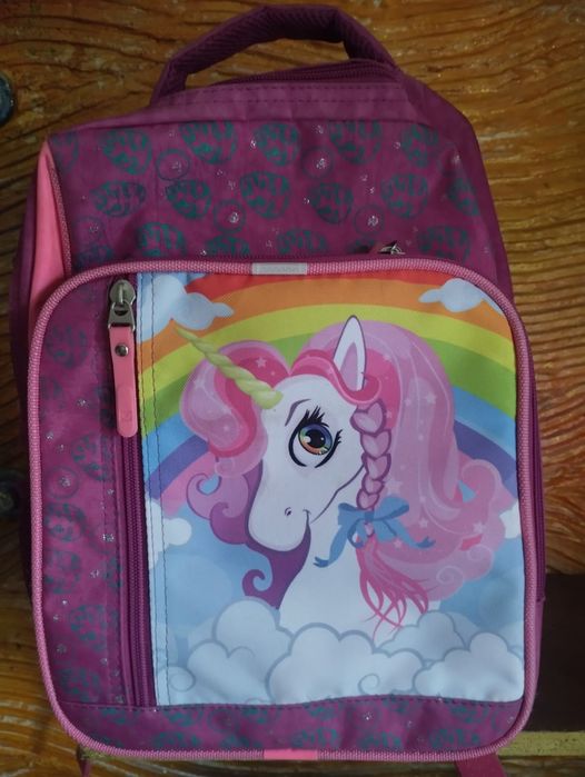 Шкільна портфеля