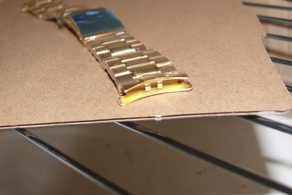 Bracelete universal - Metal Dourado