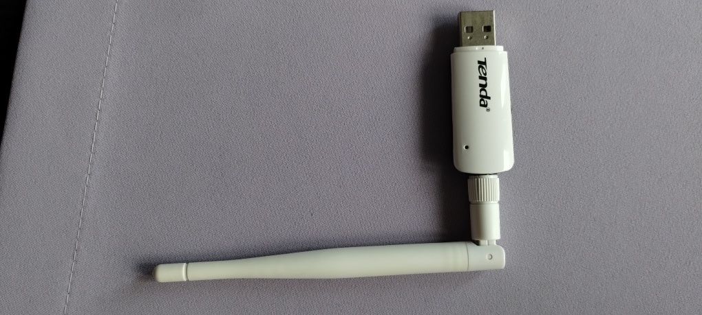 Router Tenda Wi-Fi