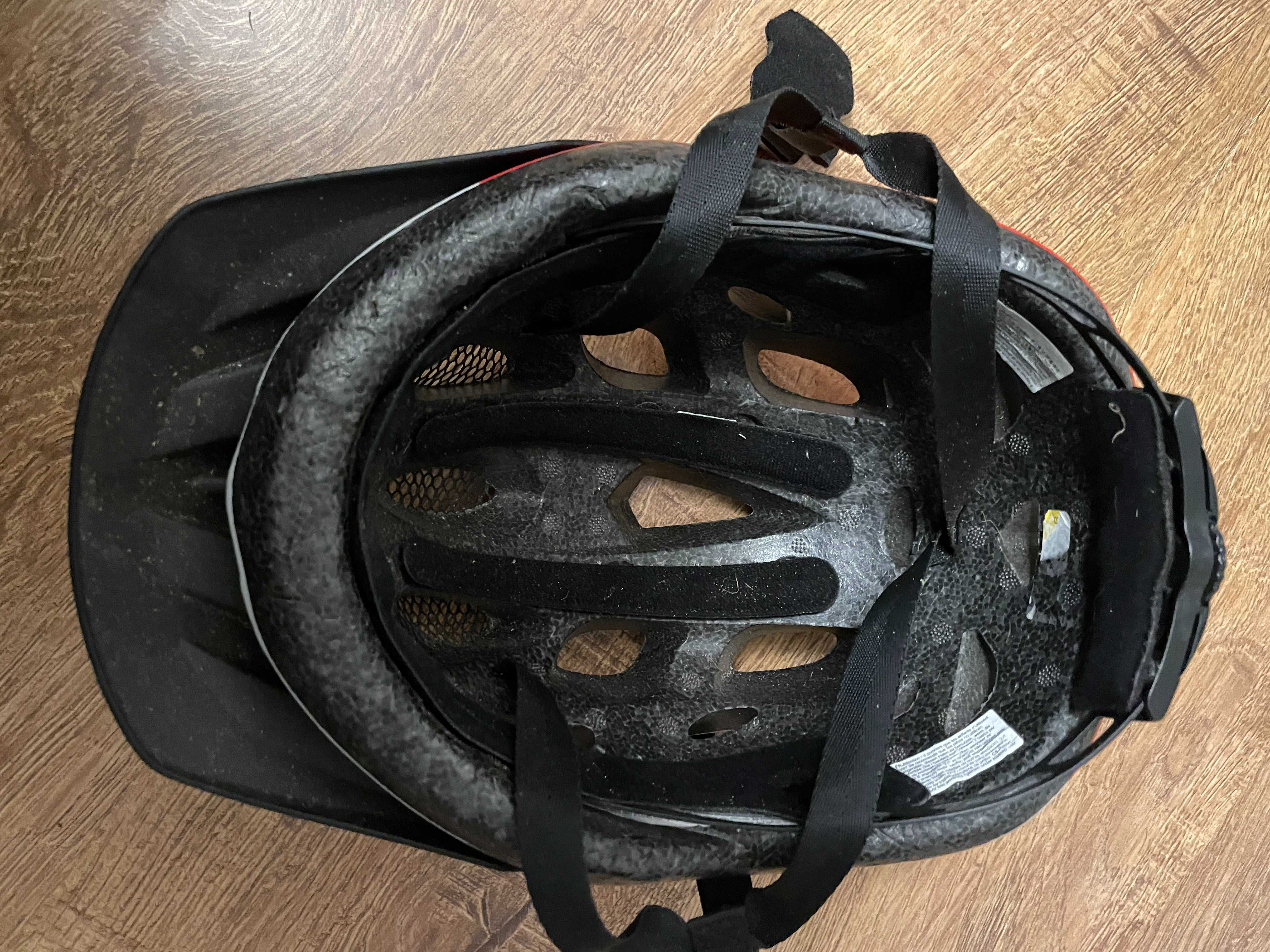 kask rowerowy Rockrider