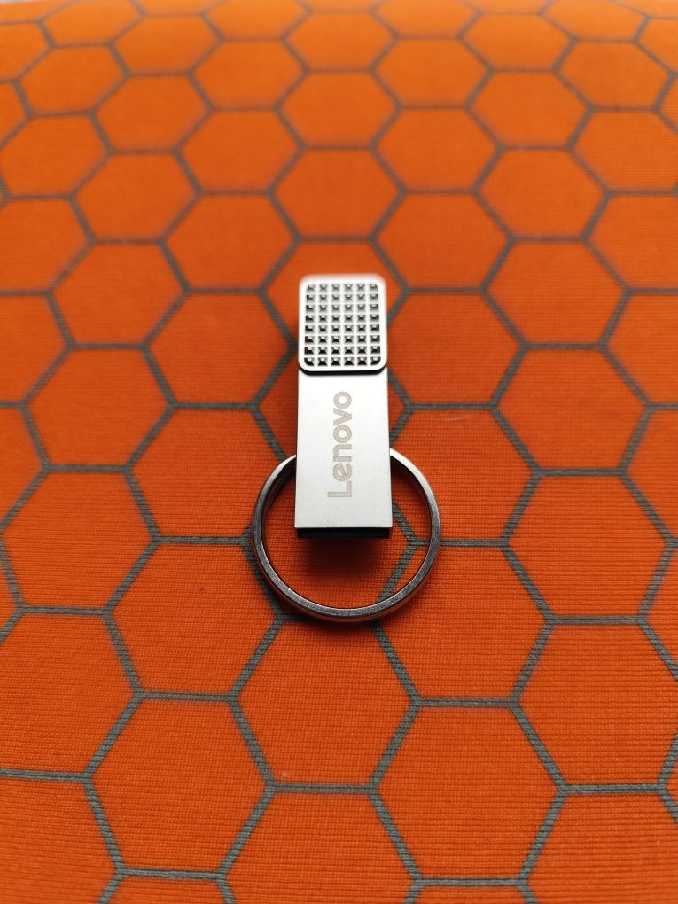 Nowy pendrive Lenovo 1 TB