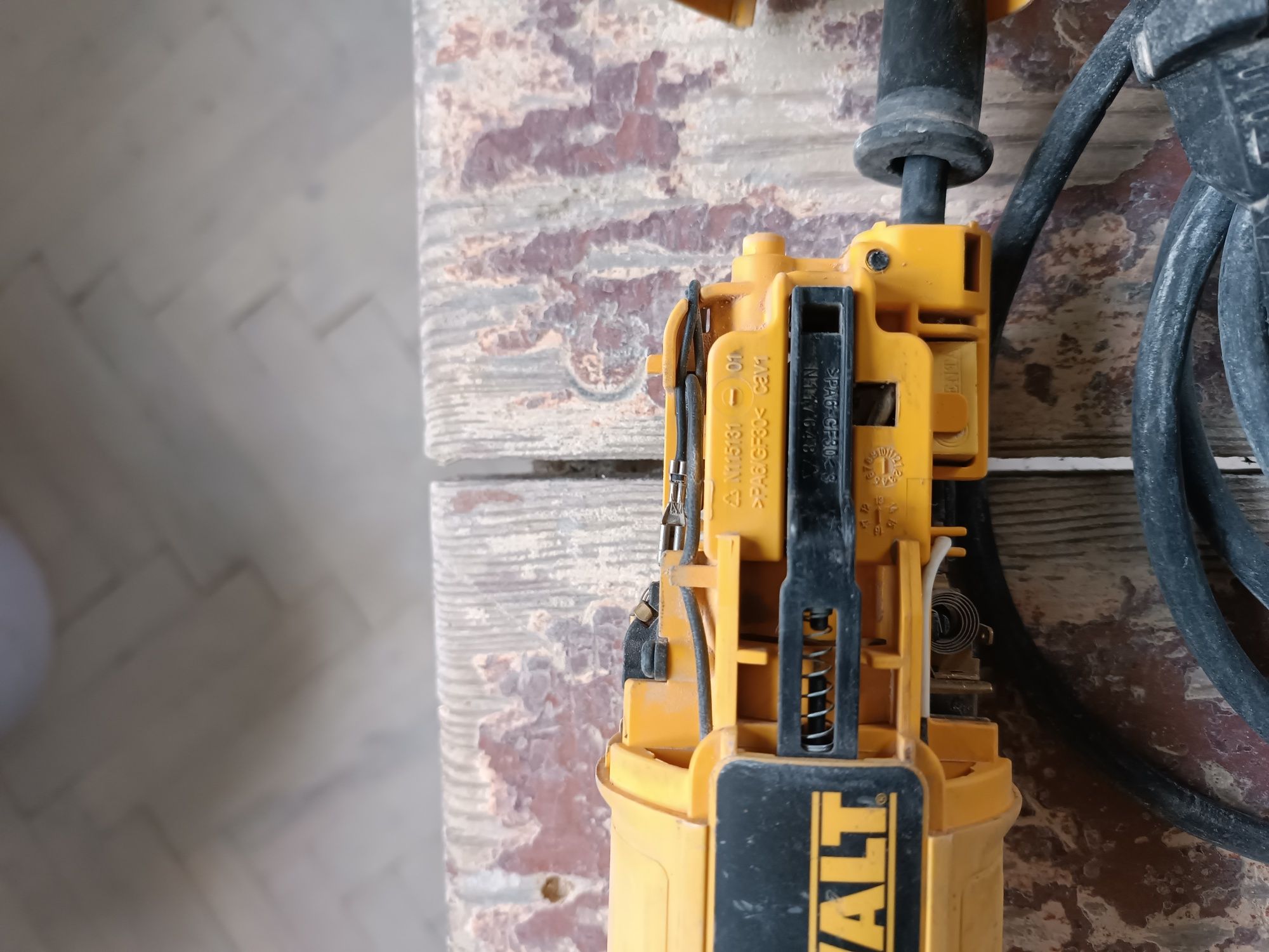 DeWalt 4151qs запчастини