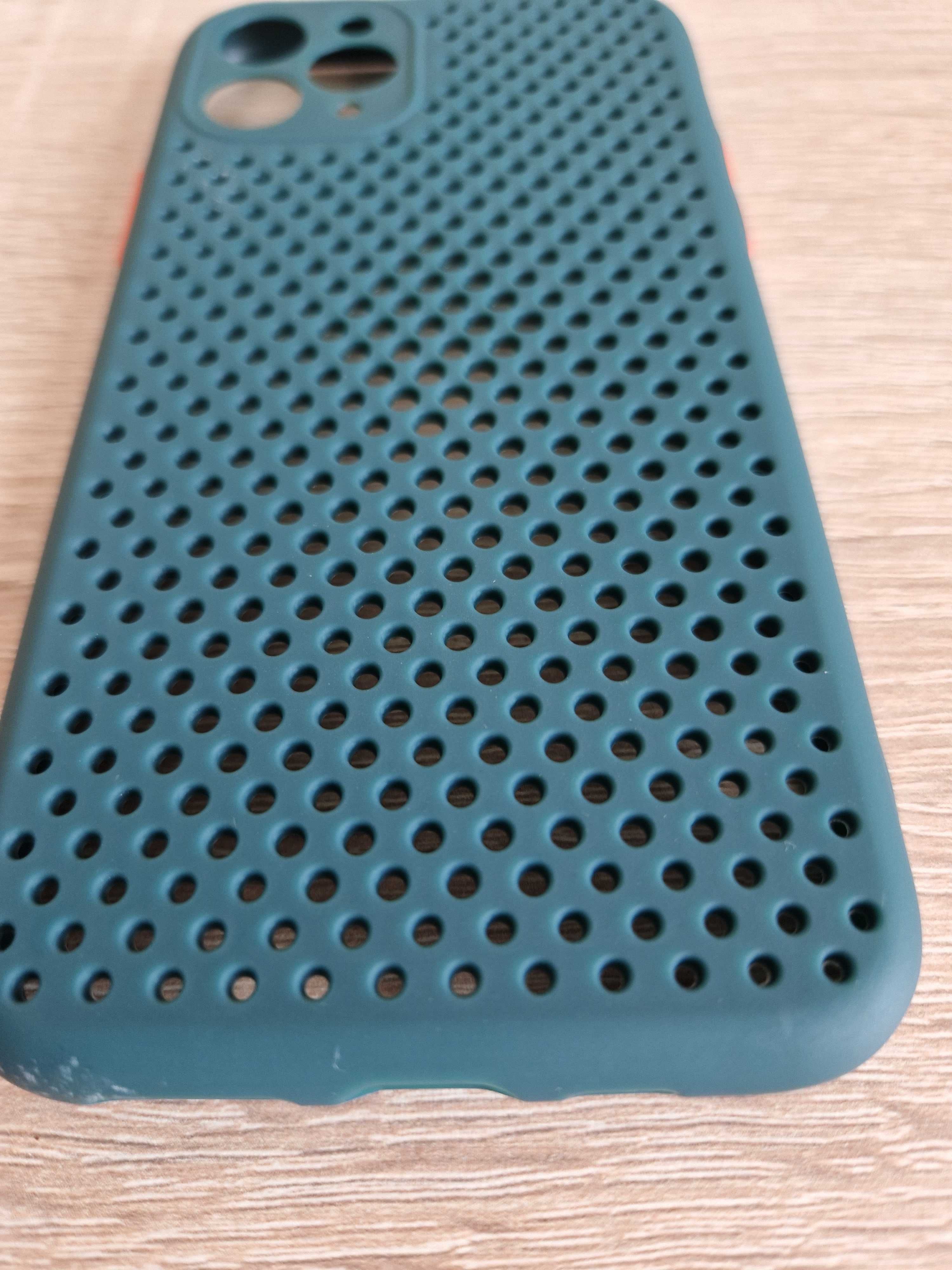 Etui Breath Case do Iphone 11 Pro Pięć Kolorów