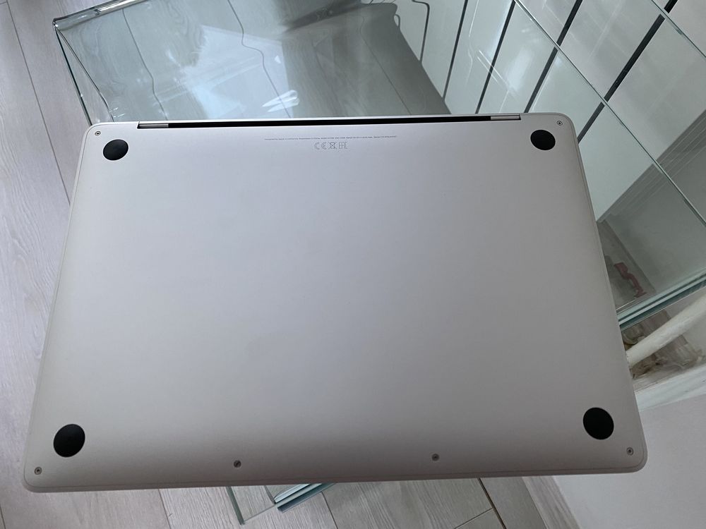 MacBook Pro 13, 2018г