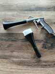 Pistolet pneumatyczny BenBowBlow Gum Black, do wydmuchiwania i osuszan