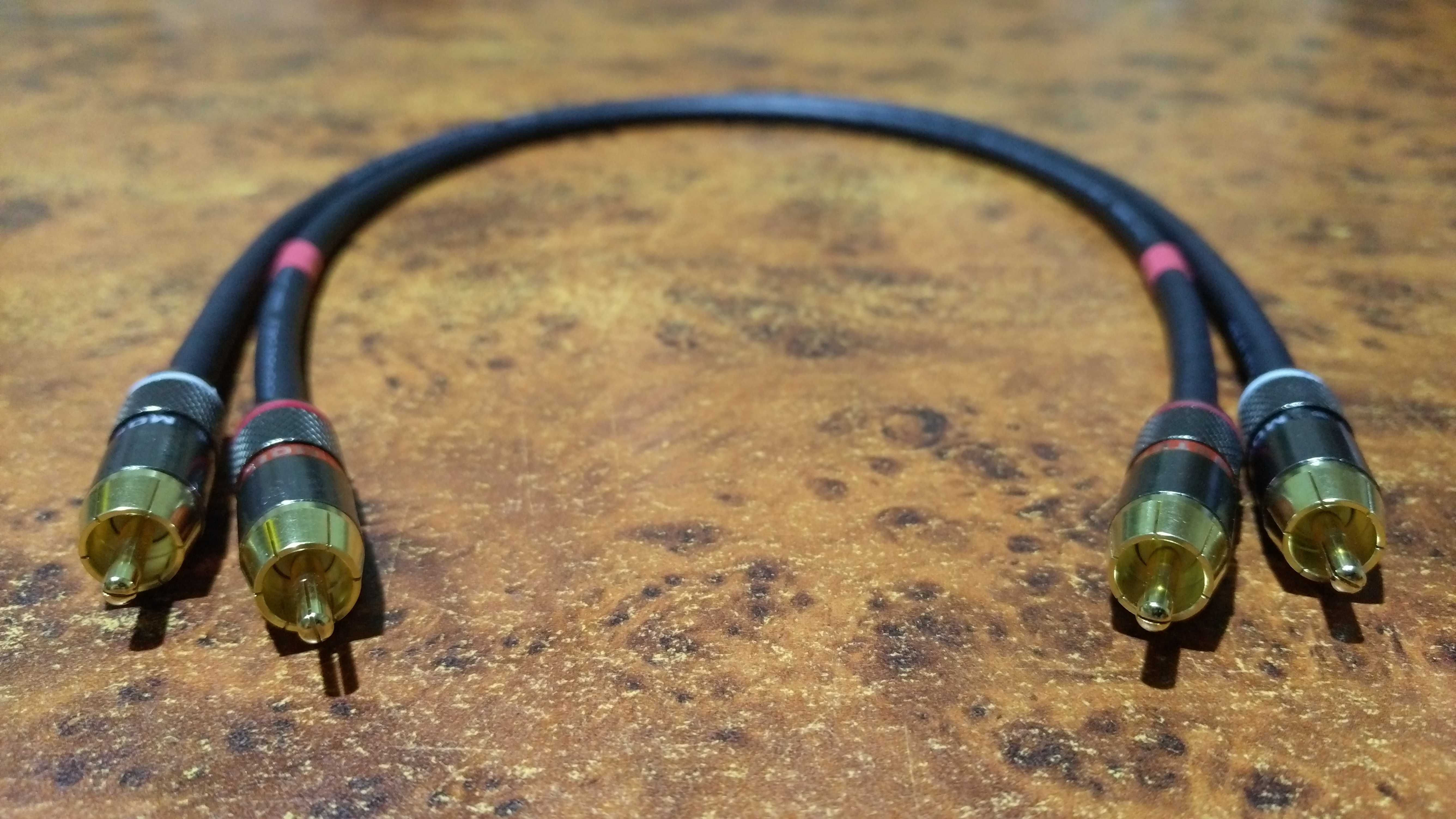 Hi-Fi межблочный кабель 2RCA/2RCA MOGAMI W2534 направленный экран