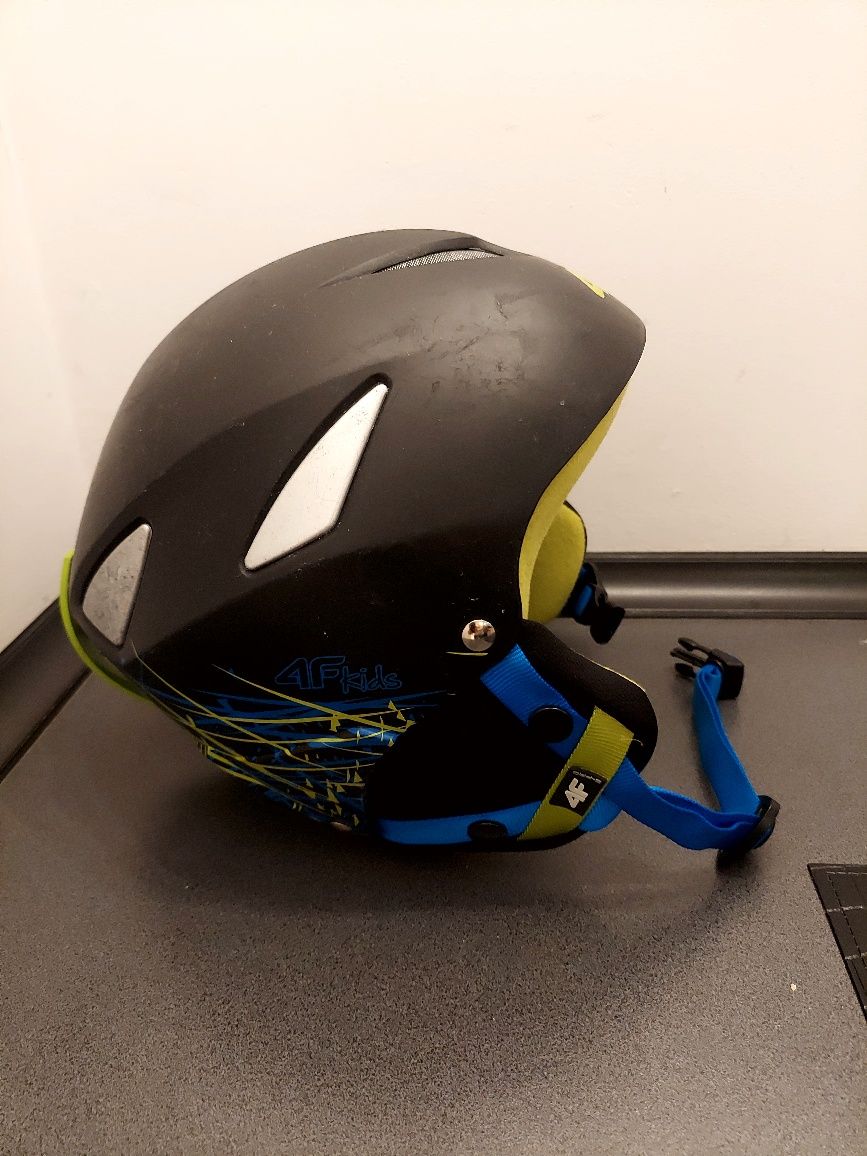 Kask 4f  narciarski
