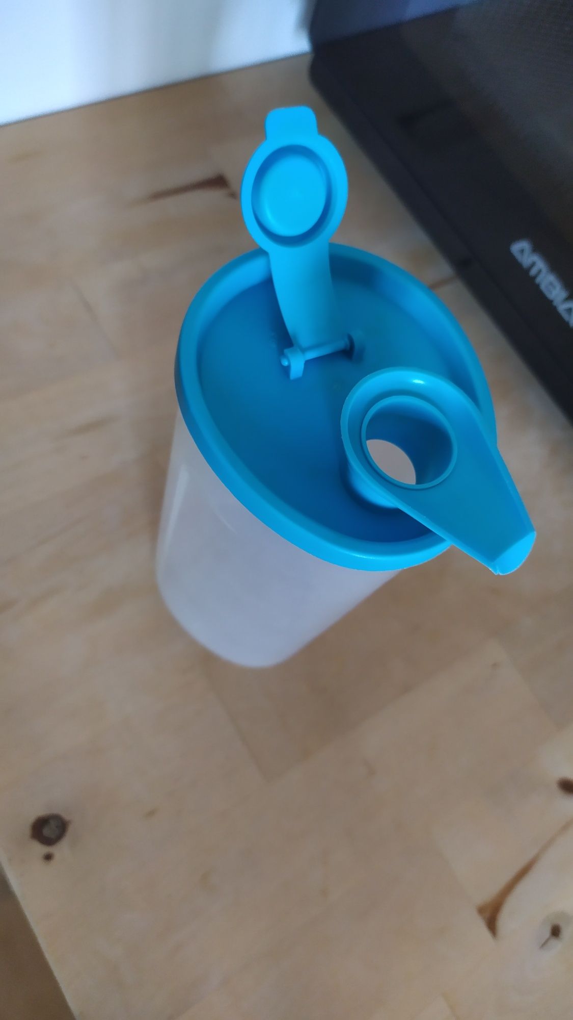 Copo misturador Tupperware