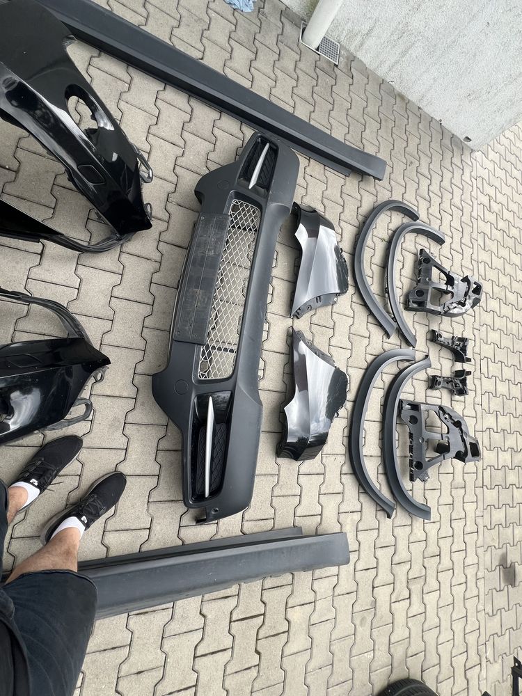 Zderzak przod przedni PDC kratki BMW E70 KOMPLETNY