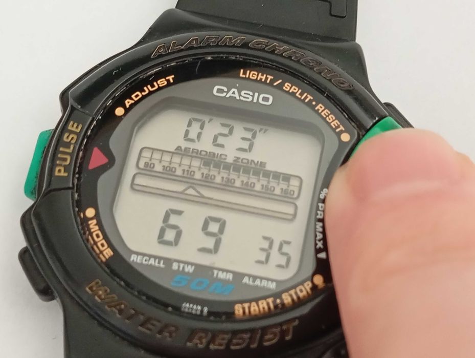 Casio JP-200W - zegarek z pulsometrem