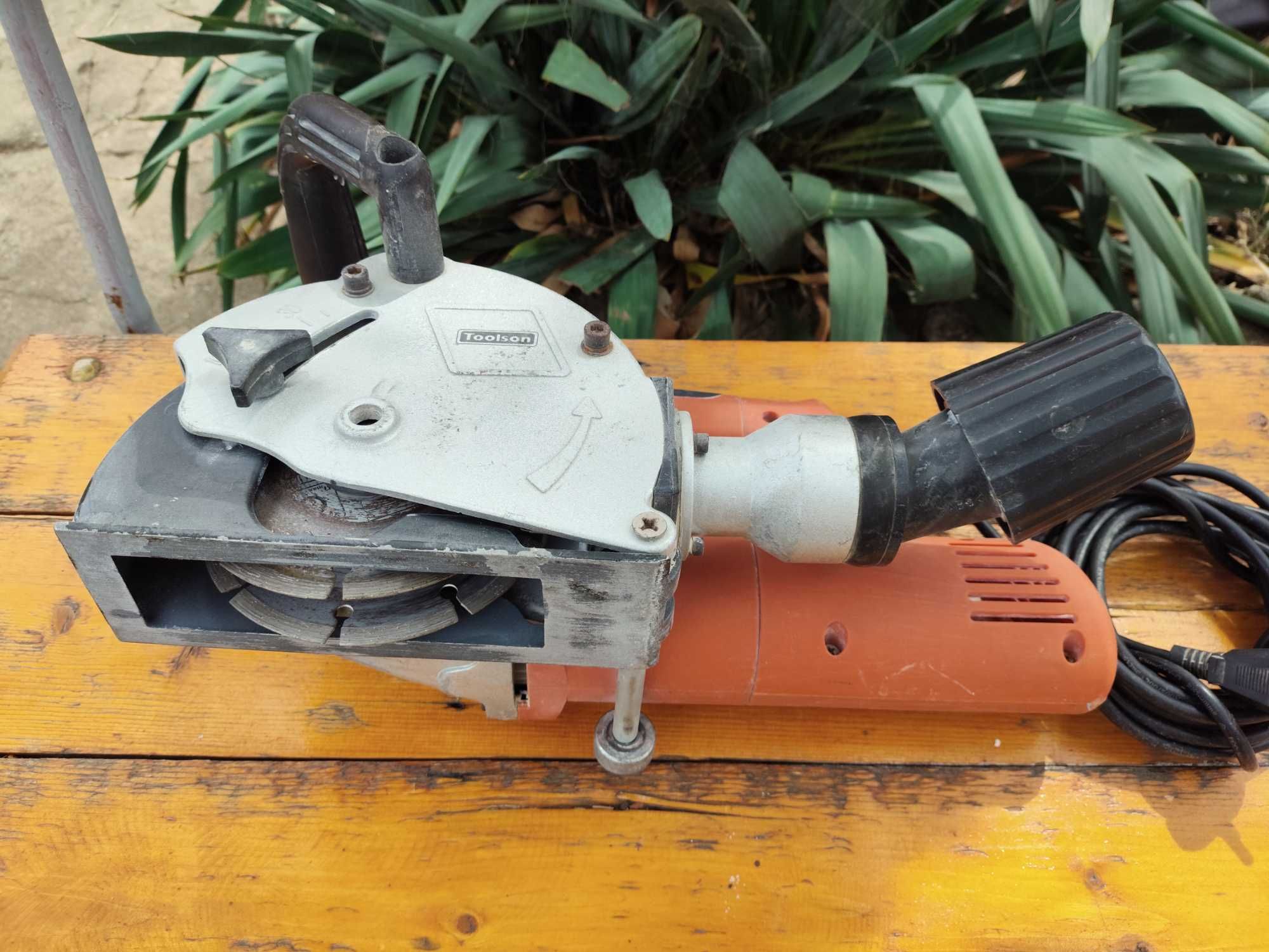 Штроборез, (Einhell) Toolson