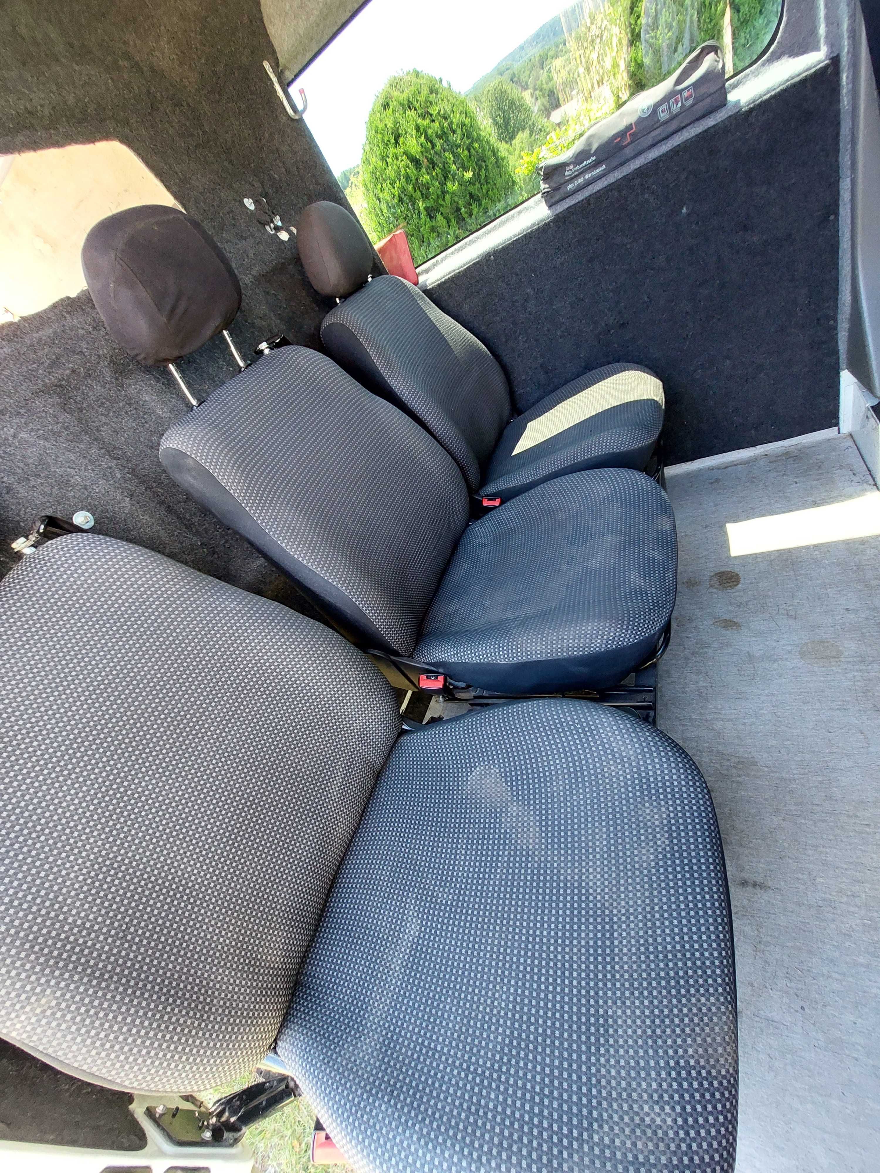 Renault Master 6 osobowe 2013