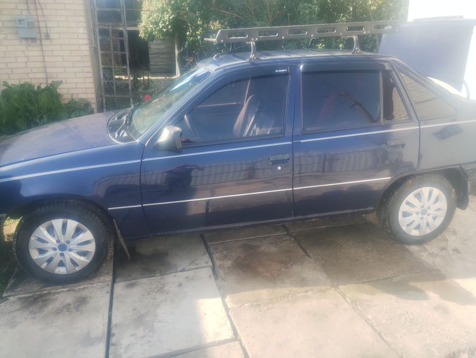 Опель кадет 1.3. бензин