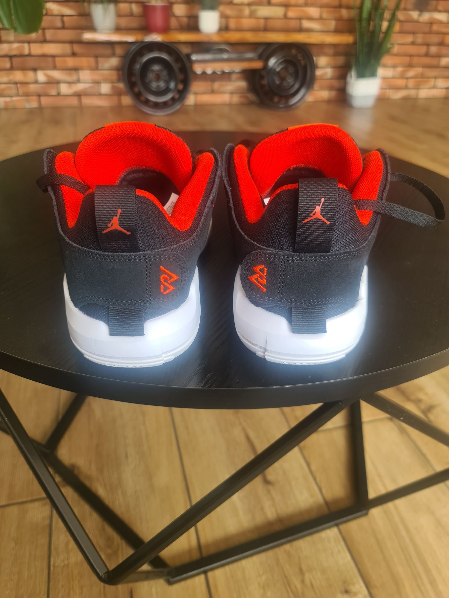Buty Jordan r 42,5  NOWE