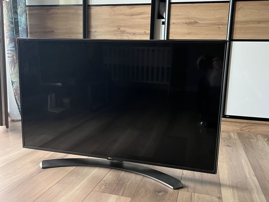 Telewizor LG SmartTV 49LH630V 49 cali