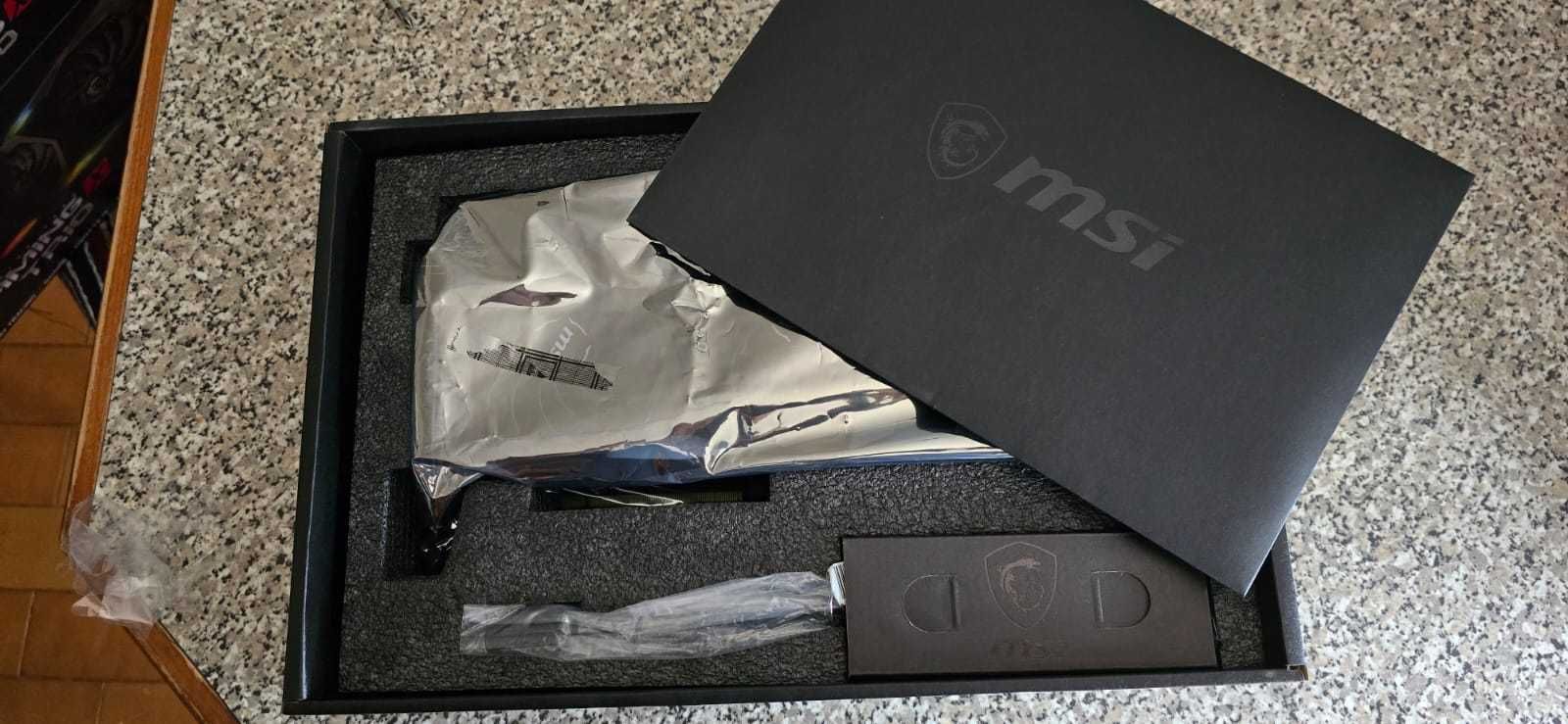 Placa Gráfica MSI GeForce RTX 2080 Ti Gaming X Trio (Como Nova)