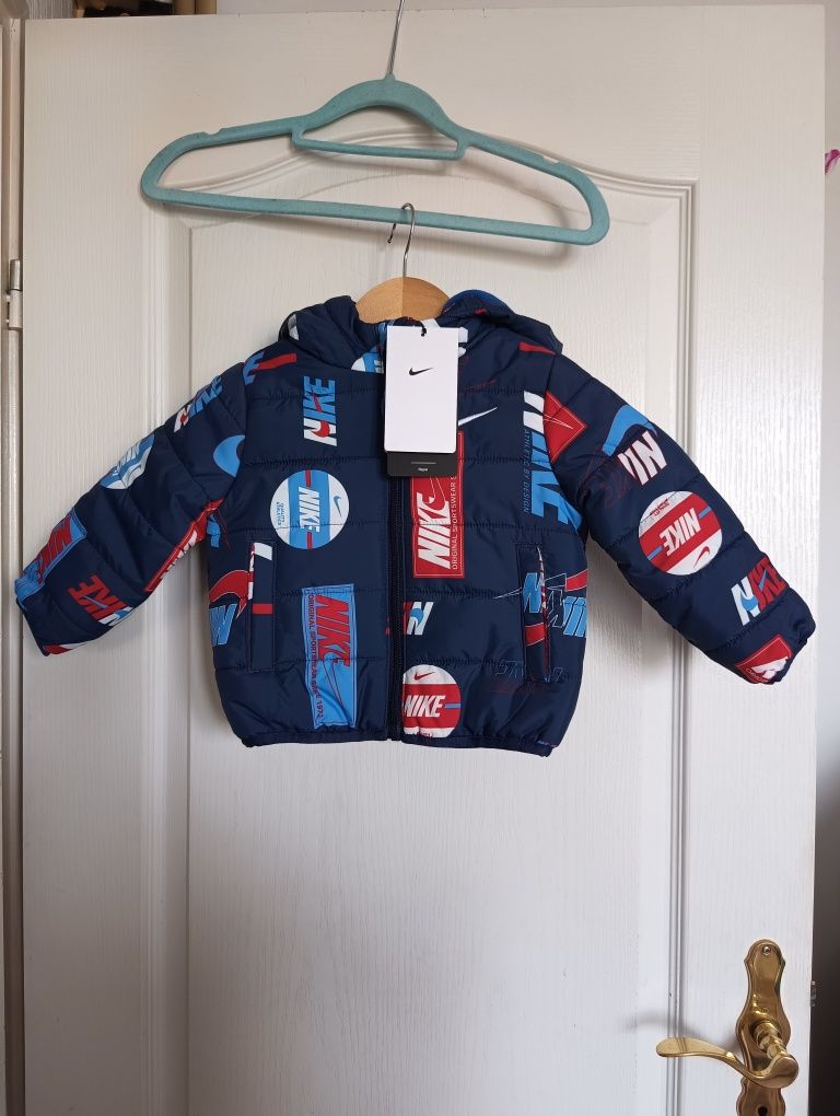 Nowa kurtka chłopięca dziecięca Nike 12 msc 74-80 cm ocieplana