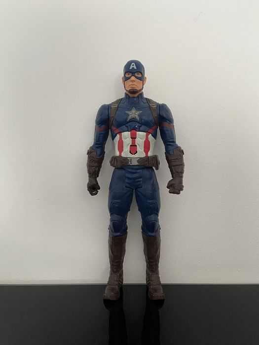 Kapitan Ameryka figurka 29 cm Avengers