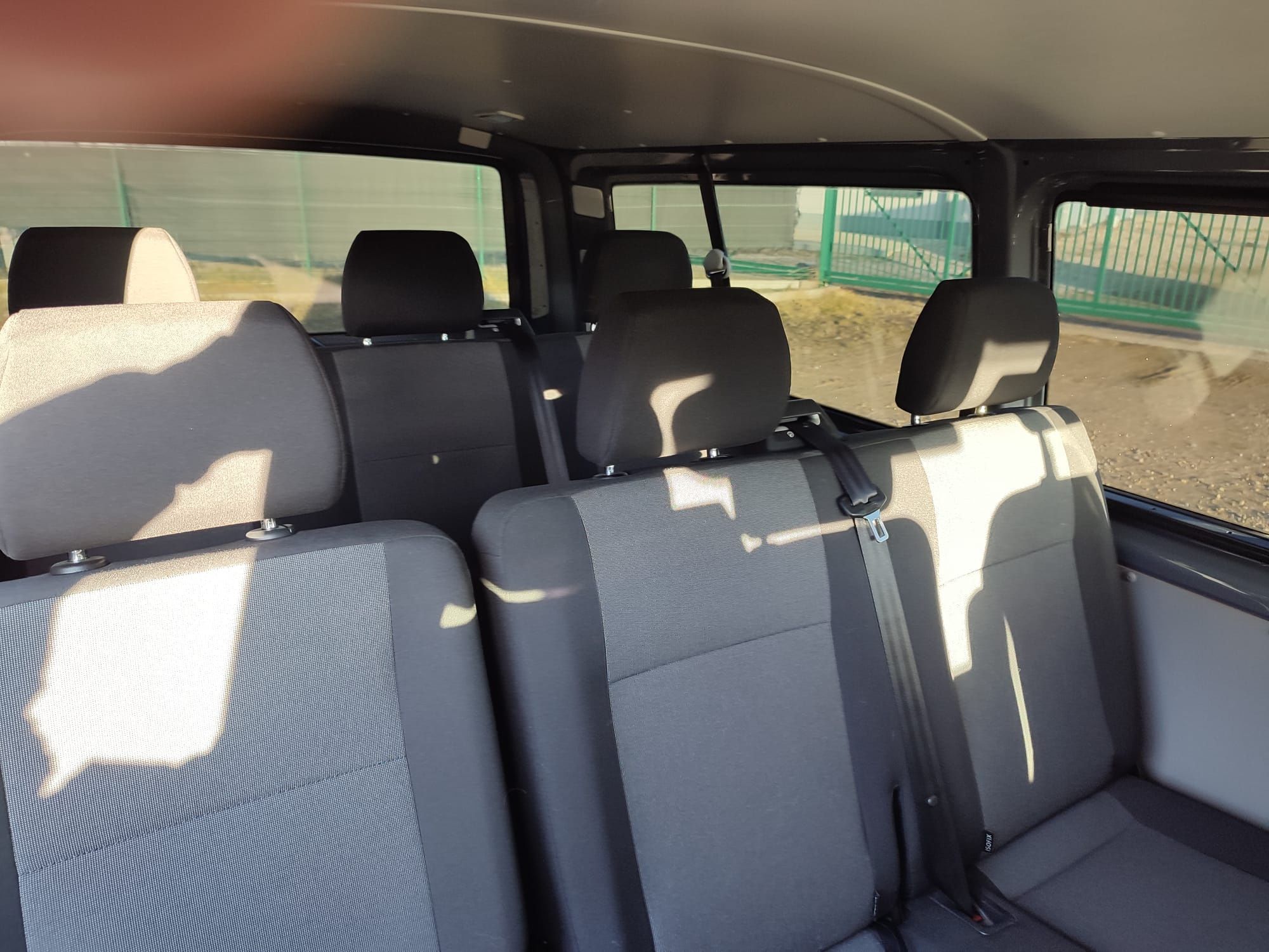 Volkswagen Transporter T6 Long 9 osób