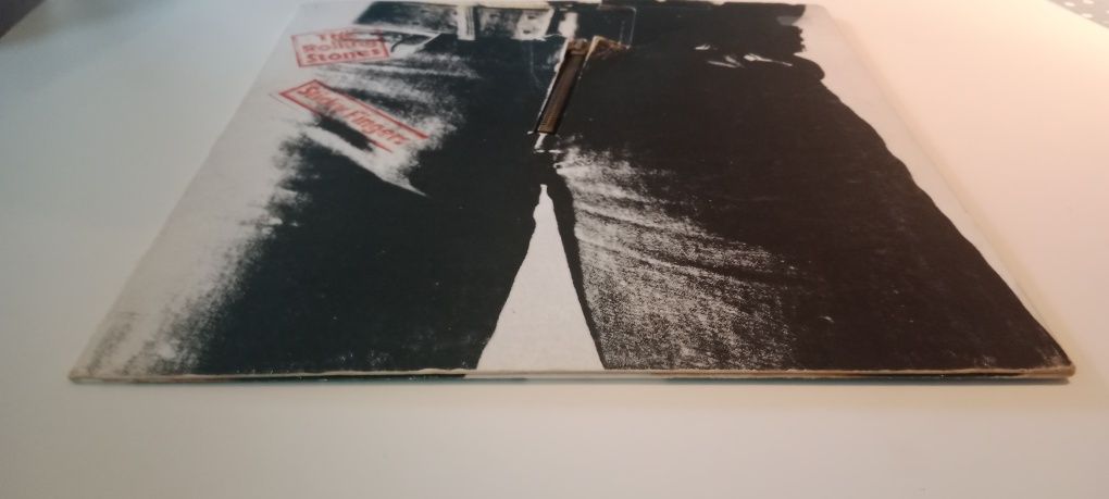 Rolling Stones Sticky Fingers LP. VG++ Winyl.