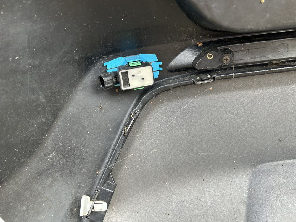 Toyota RAV4 (Тойотв Рав4 ) задній бампер