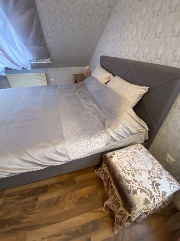 VIP аппартаменты в самом центре , ул . Соборная